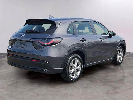 Modern Steel Metallic 2025 Honda HR-V LX