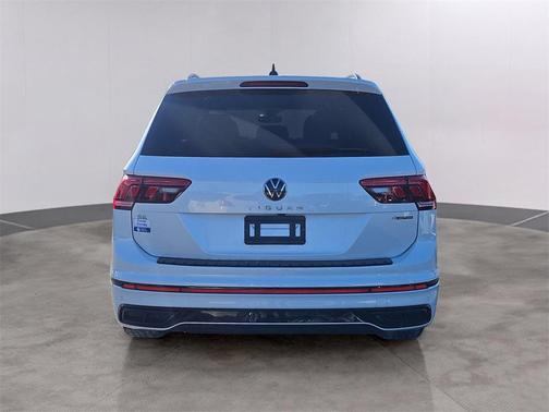 2023 Volkswagen Tiguan 2.0T SE R-Line Black 4MOTION