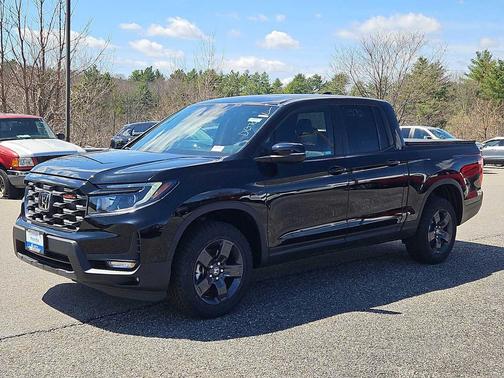 Crystal Black Pearl 2026 Honda Ridgeline TrailSport