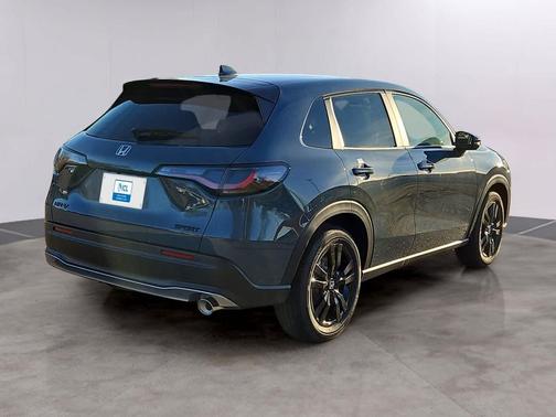 Nordic Forest Pearl 2026 Honda HR-V AWD Sport