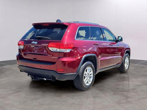 Velvet Red Pearlcoat 2018 Jeep Grand Cherokee Laredo E