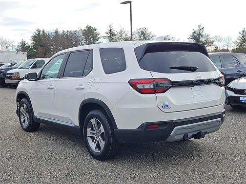 2023 Honda Pilot AWD EX-L 7 Passenger