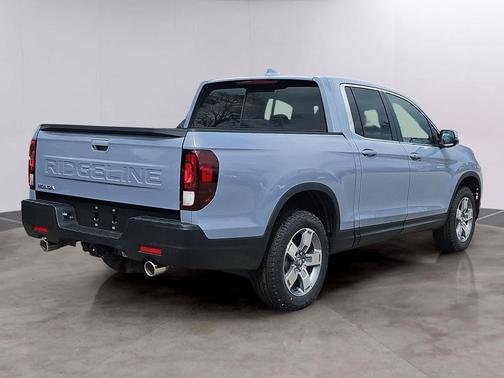 Sonic Gray Pearl 2026 Honda Ridgeline RTL