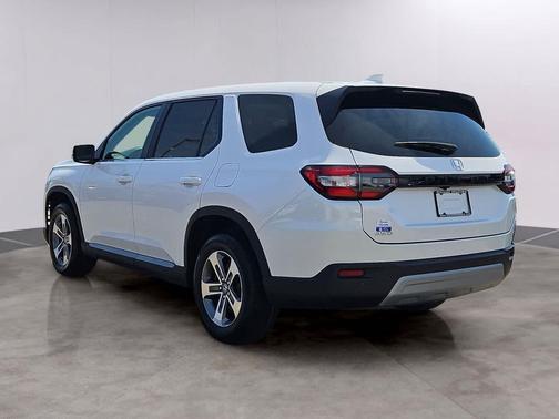 Platinum White Pearl 2025 Honda Pilot EX-L