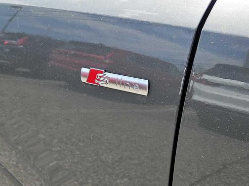 Chronos Gray Metallic 2022 Audi Q3 45 S line Premium Plus