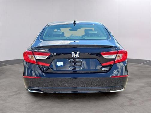 2022 Honda Accord Hybrid Touring