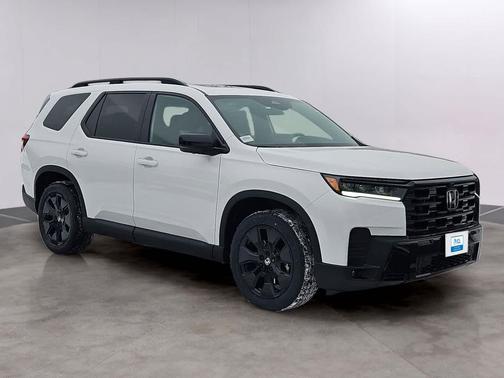 Platinum White Pearl 2026 Honda Pilot Black Edition