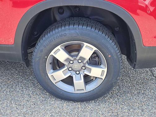 Radiant Red Metallic II 2025 Honda Ridgeline RTL