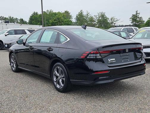 Crystal Black Pearl 2024 Honda Accord EX