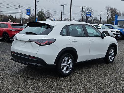 2025 Honda HR-V LX