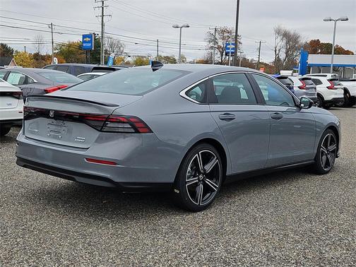 2025 Honda Accord Hybrid Base