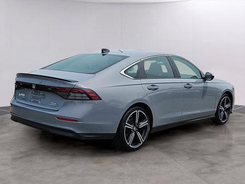 2023 Honda Accord Hybrid Base