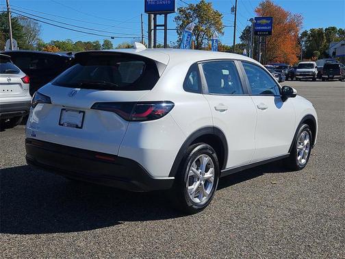 2025 Honda HR-V LX
