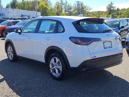 2025 Honda HR-V LX