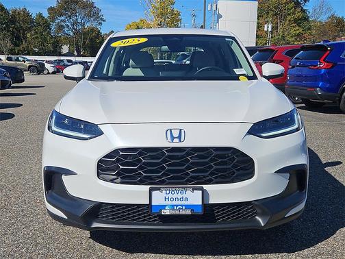 2025 Honda HR-V LX