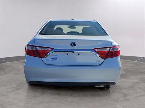 2016 Toyota Camry Hybrid XLE