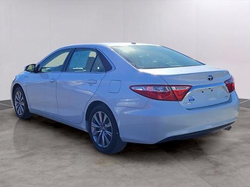 2016 Toyota Camry Hybrid XLE