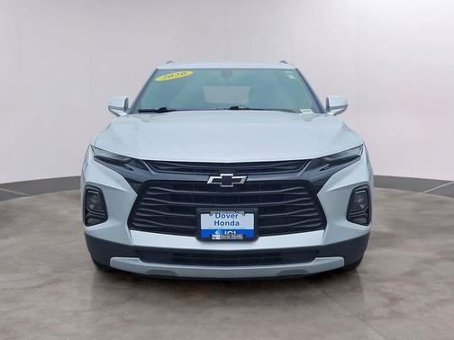 Silver Ice Metallic 2020 Chevrolet Blazer 2LT