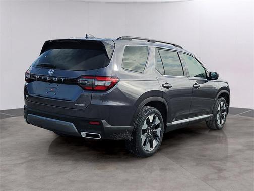 2026 Honda Pilot Touring 8-Passenger