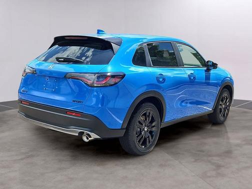 Boost Blue Pearl 2027 Honda HR-V Sport