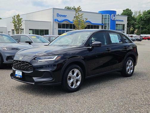Crystal Black Pearl 2023 Honda HR-V LX
