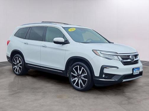 2022 Honda Pilot Touring 8-Passenger