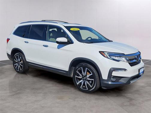2022 Honda Pilot Touring 8-Passenger