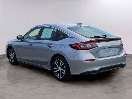 Lunar Silver Metallic 2023 Honda Civic LX