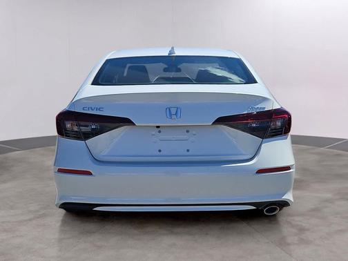 Platinum White Pearl 2025 Honda Civic Sport