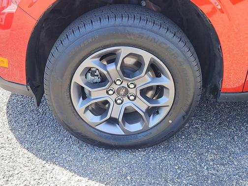 Hot Pepper Red Tinted Clearcoat Metallic 2022 Ford Maverick XLT