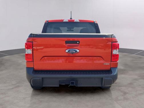 Hot Pepper Red Tinted Clearcoat Metallic 2022 Ford Maverick XLT