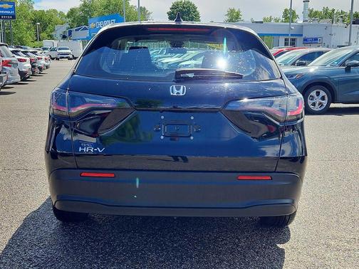 Crystal Black Pearl 2023 Honda HR-V LX