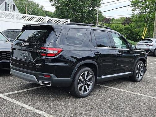 2025 Honda Pilot Elite