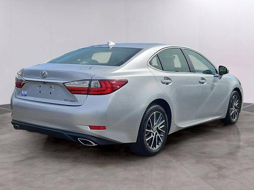 2016 Lexus ES 350 Base