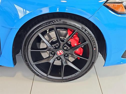 2025 Honda Civic Type R Base