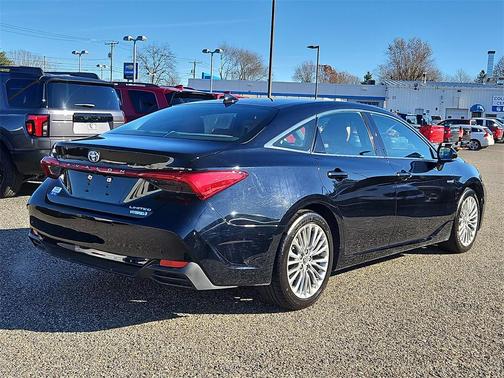 2020 Toyota Avalon Hybrid Limited