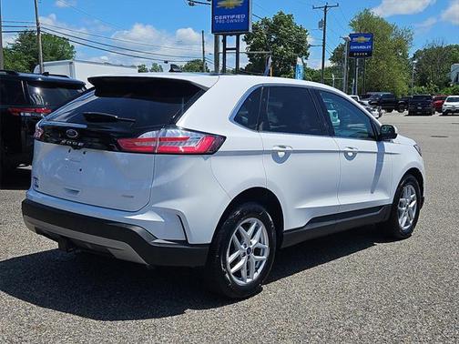 2021 Ford Edge SEL