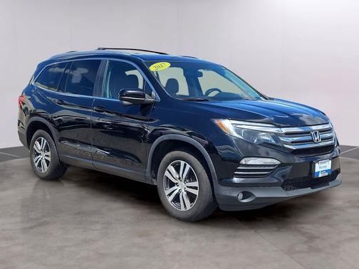 Crystal Black Pearl 2017 Honda Pilot EX-L