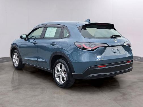 Nordic Forest Pearl 2024 Honda HR-V LX