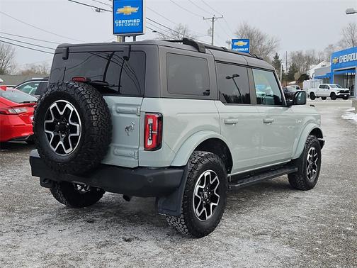 2023 Ford Bronco Outer Banks