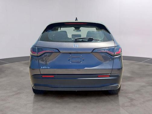 Modern Steel Metallic 2024 Honda HR-V LX