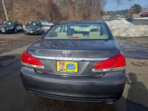 2011 Toyota Avalon Limited