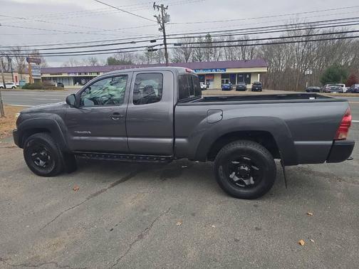 2013 Toyota Tacoma Base