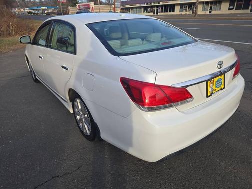 2011 Toyota Avalon Limited