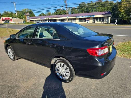 2012 Toyota Corolla LE