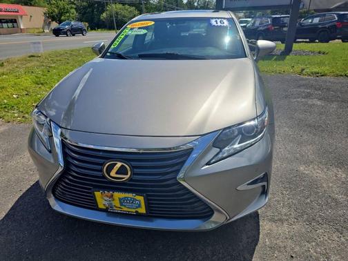 2016 Lexus ES 350 Base