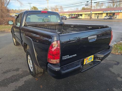 2013 Toyota Tacoma Base