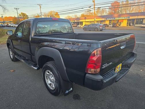 2015 Toyota Tacoma Base