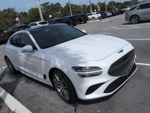 2022 Genesis G70 2.0T