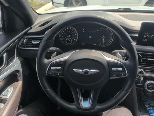 2022 Genesis G70 2.0T